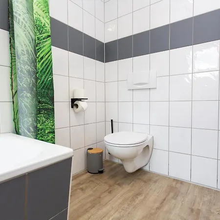 Gorilla Im Zentrum - Highspeed-wlan 1st Floor Apartment